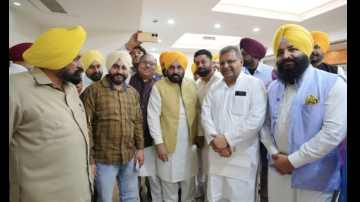 Bhagwant-Mann-Holds-Meeting-With-The-Mlas-And-Aap-Office-Bearers-In-Bathinda
